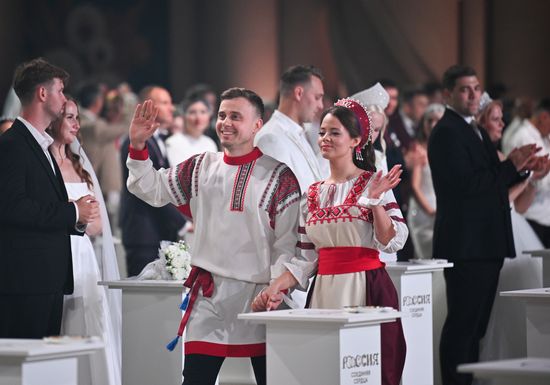 Russia Nationwide Wedding Festival
