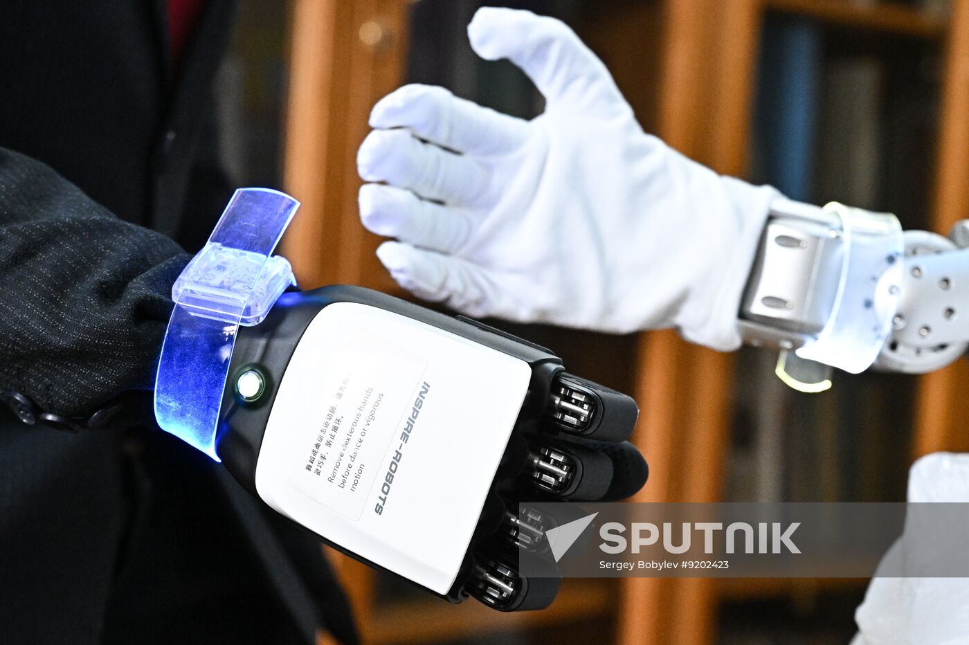 Russia Robot Wedding Ceremony