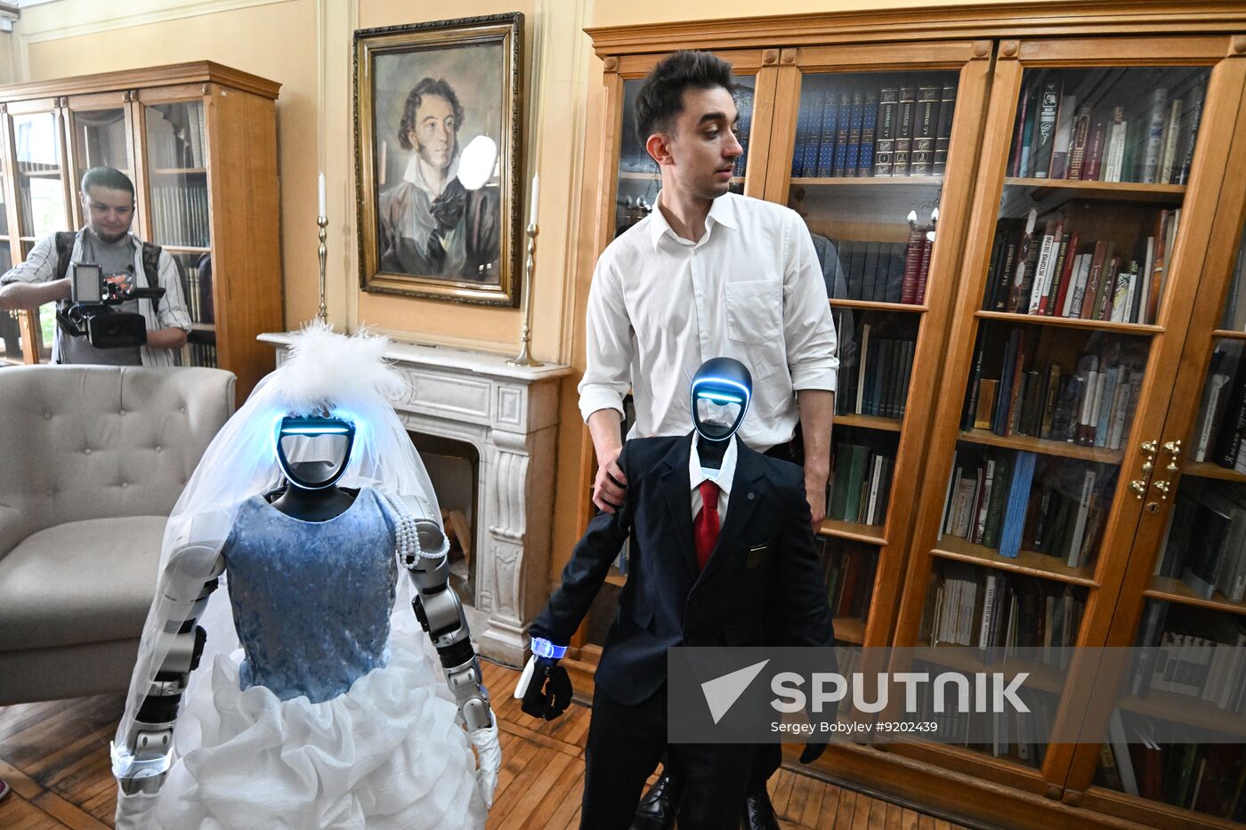 Russia Robot Wedding Ceremony