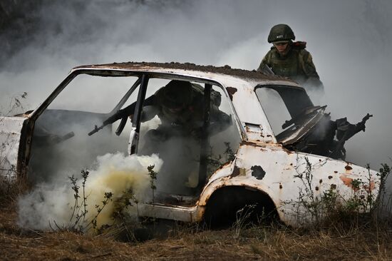 Russia Ukraine Military Operation Assault Units