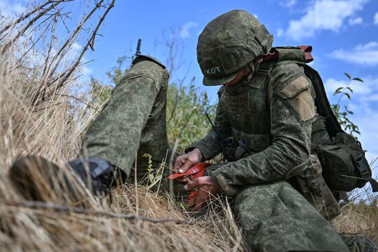 Russia Ukraine Military Operation Assault Units