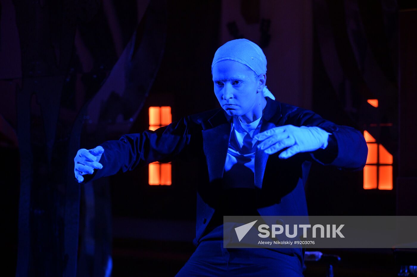 Russia Theatre Strange Case