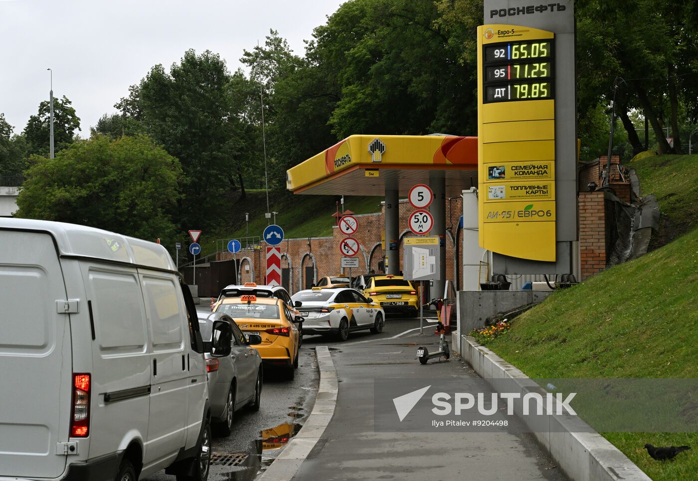 Russia Gasoline Shortages