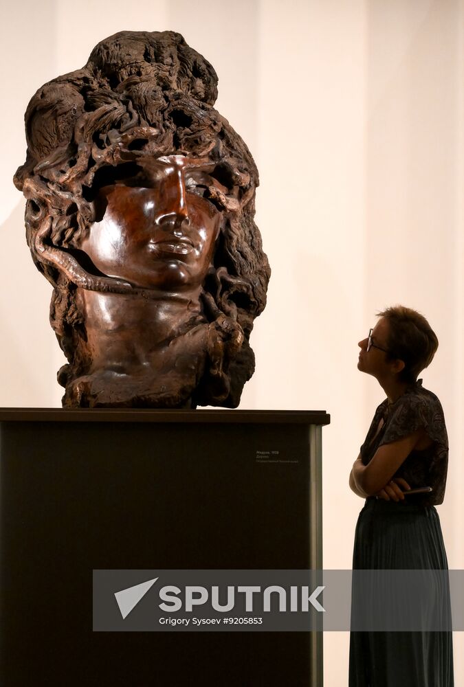 Russia Art Erzya Sculpture Exhibition