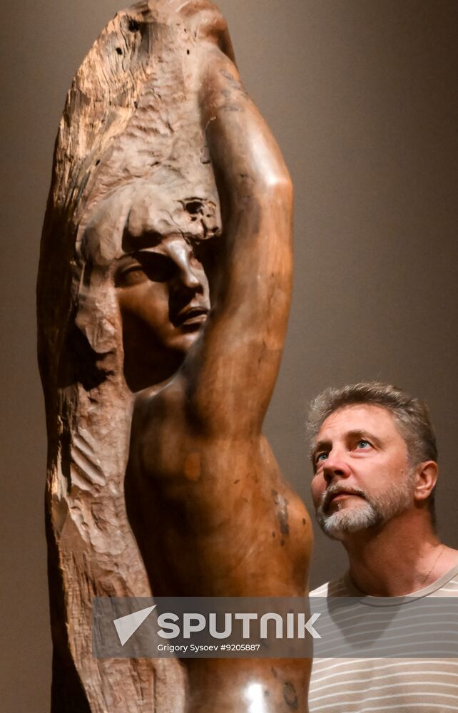 Russia Art Erzya Sculpture Exhibition