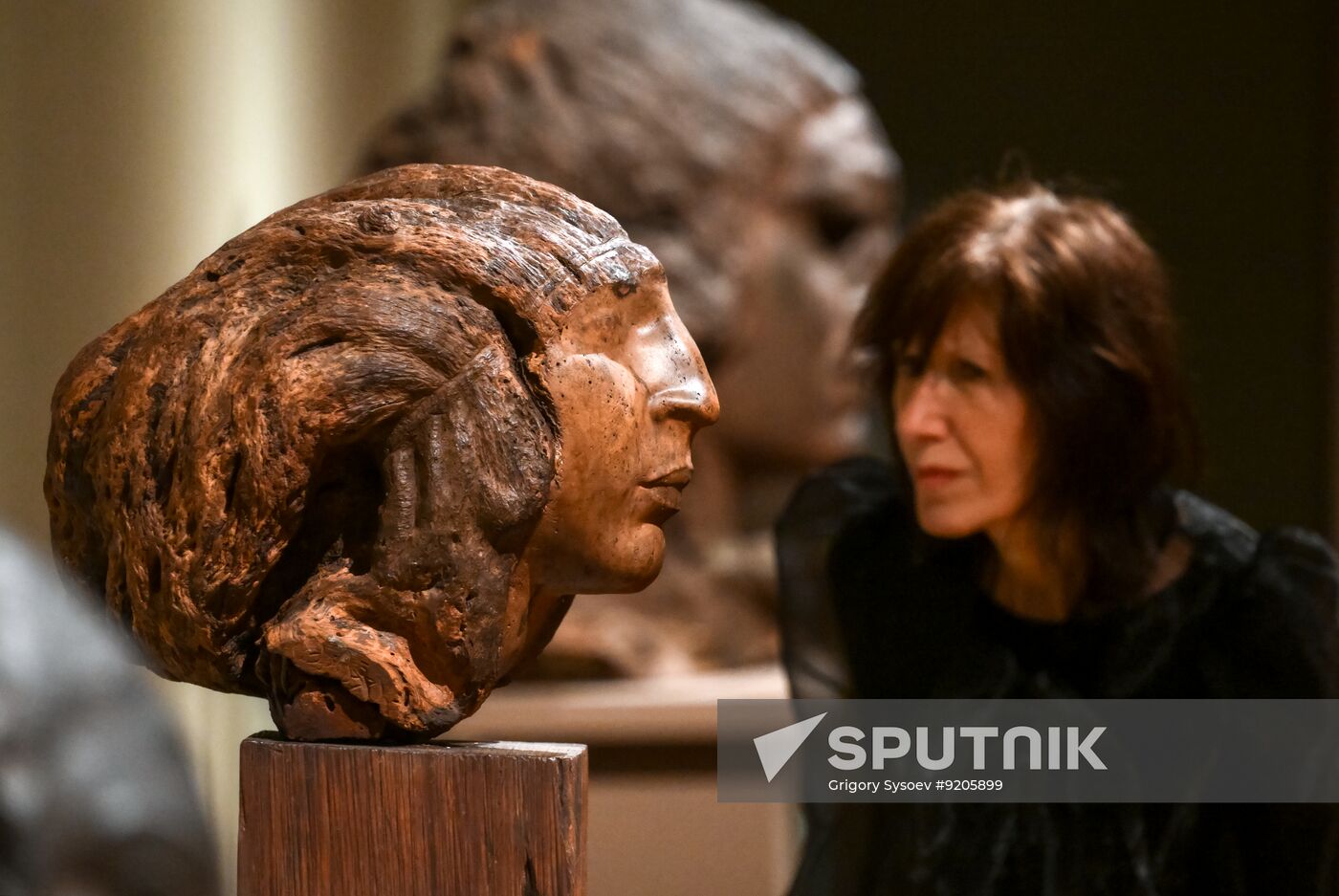 Russia Art Erzya Sculpture Exhibition