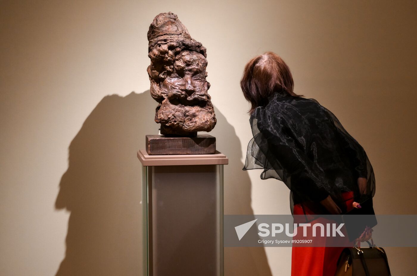 Russia Art Erzya Sculpture Exhibition