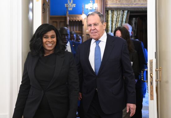 Russia Guinea Bissau