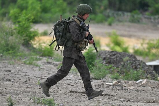 Russia Ukraine Military Operation Assault Units