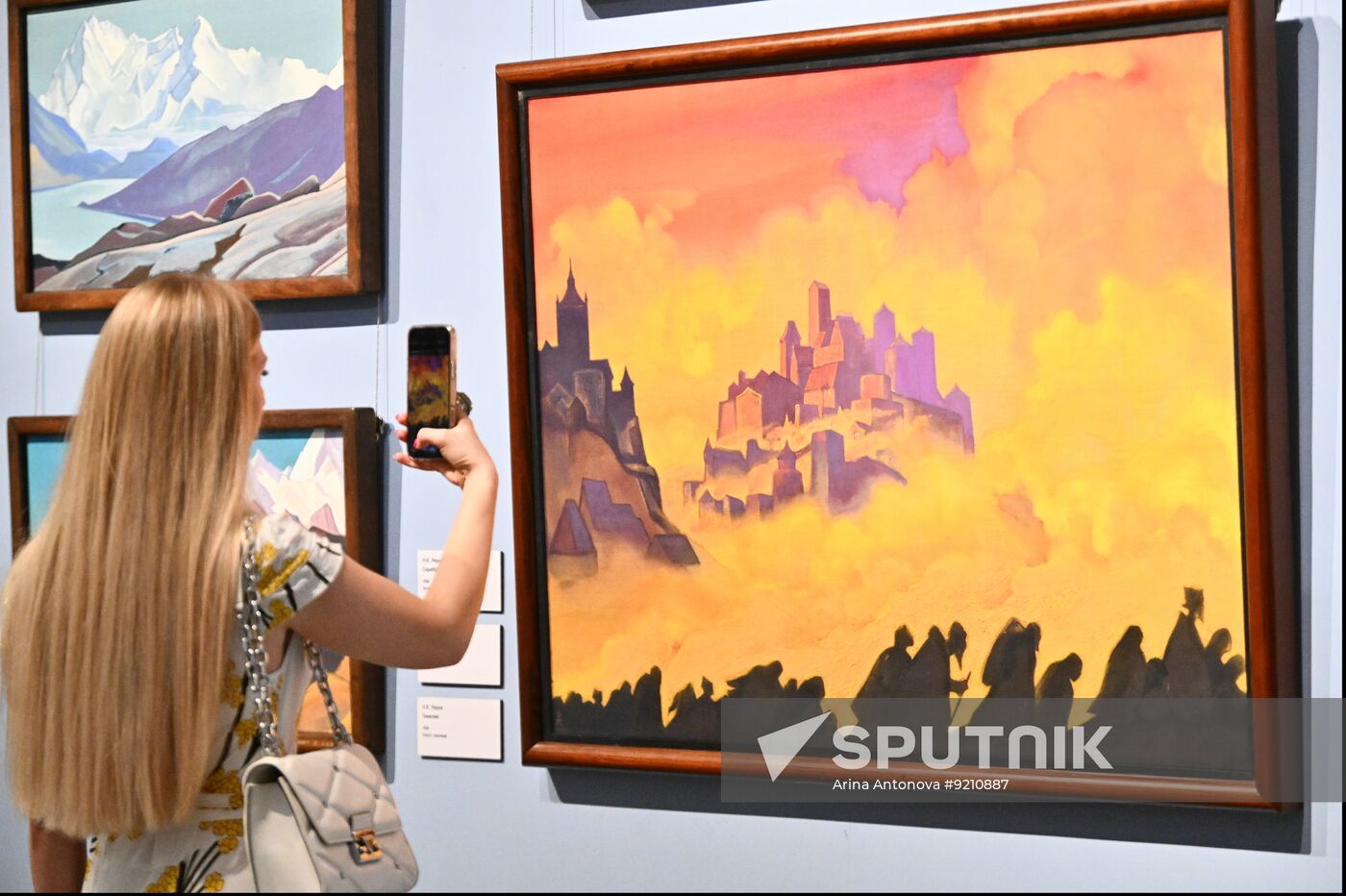 Russia Art Roerich Exhibition