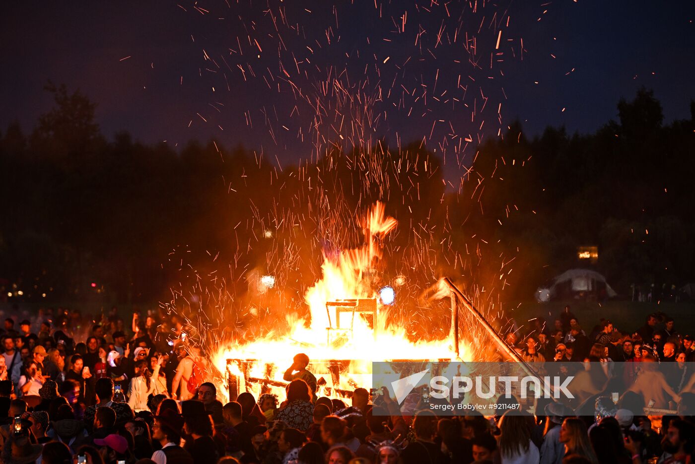 Russia Archstoyanie Festival