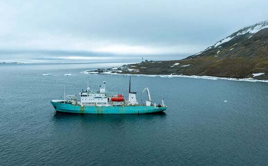 Russia Arctic Floating University Expedition