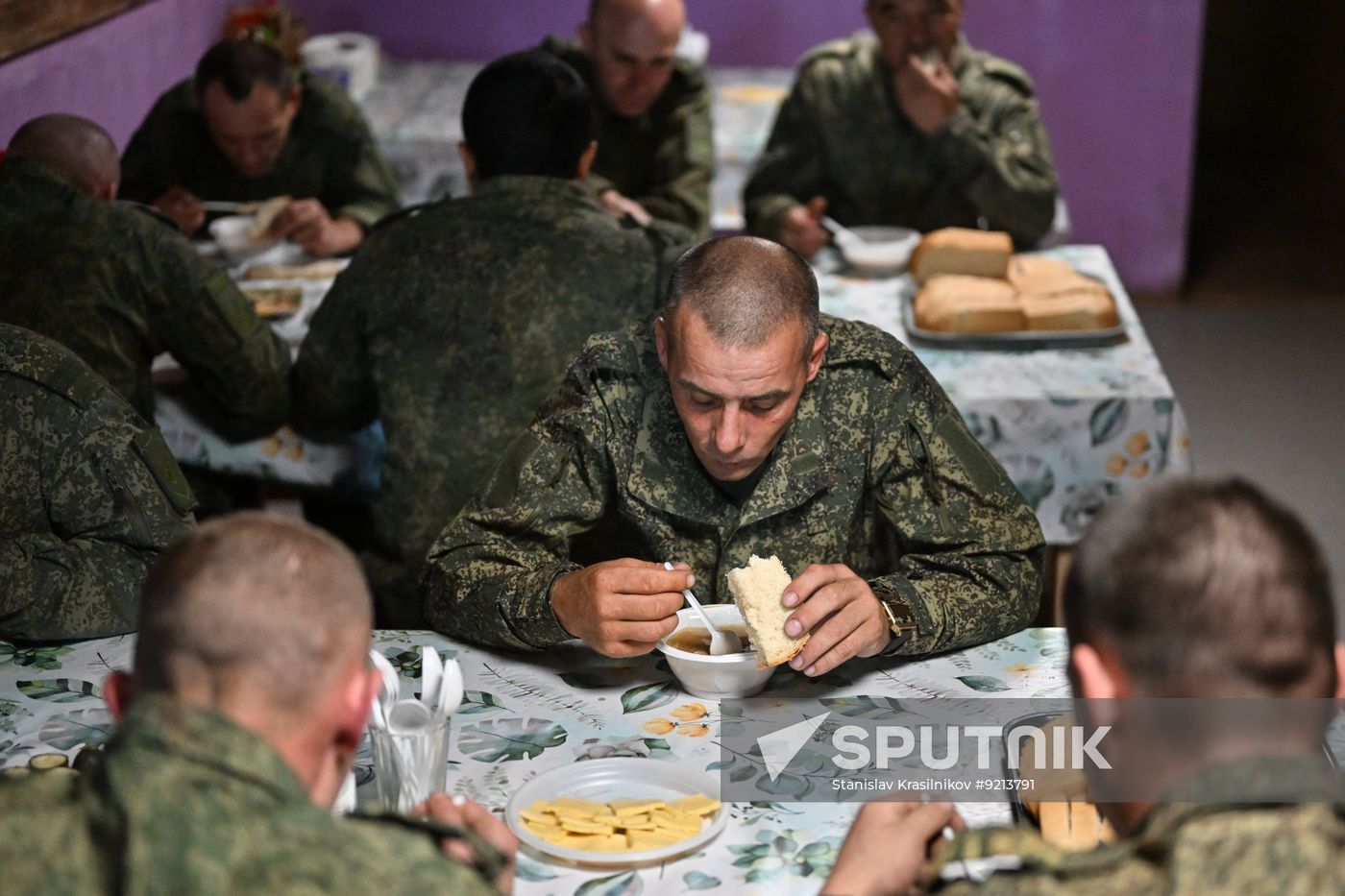 Russia Ukraine Military Operation Logistics Unit