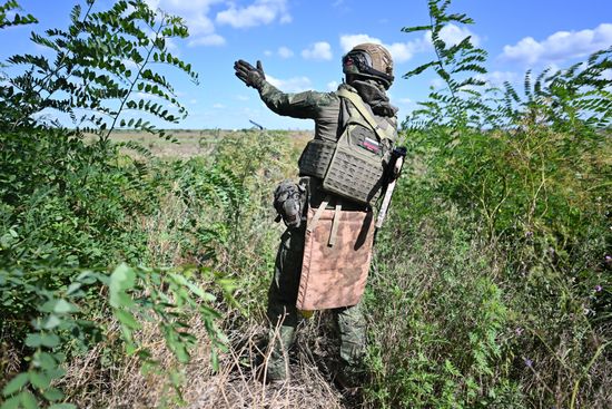 Russia Ukraine Military Operation Signals Unit