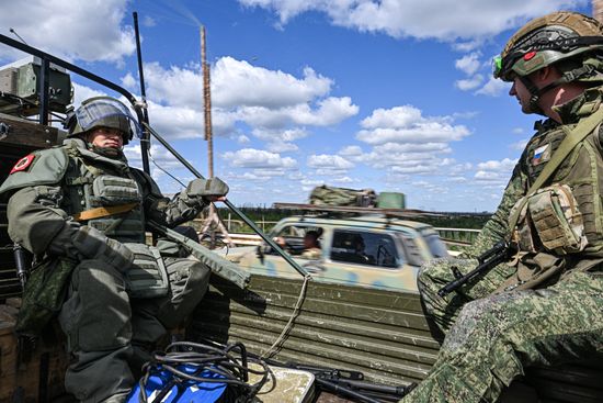 Russia Ukraine Military Operation Signals Unit