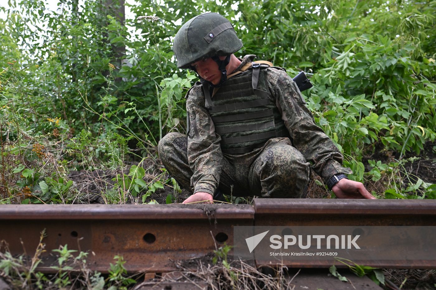Russia Ukraine Military Operation Railway Troops