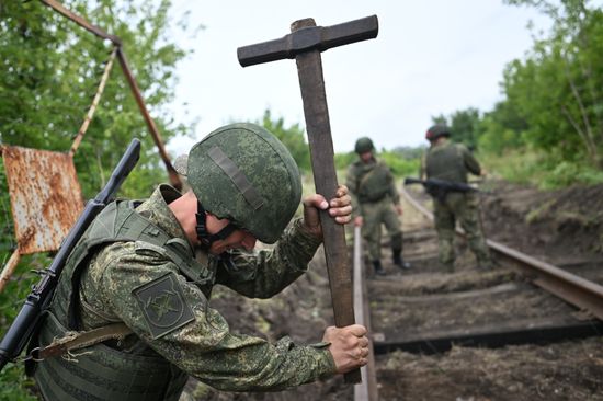 Russia Ukraine Military Operation Railway Troops