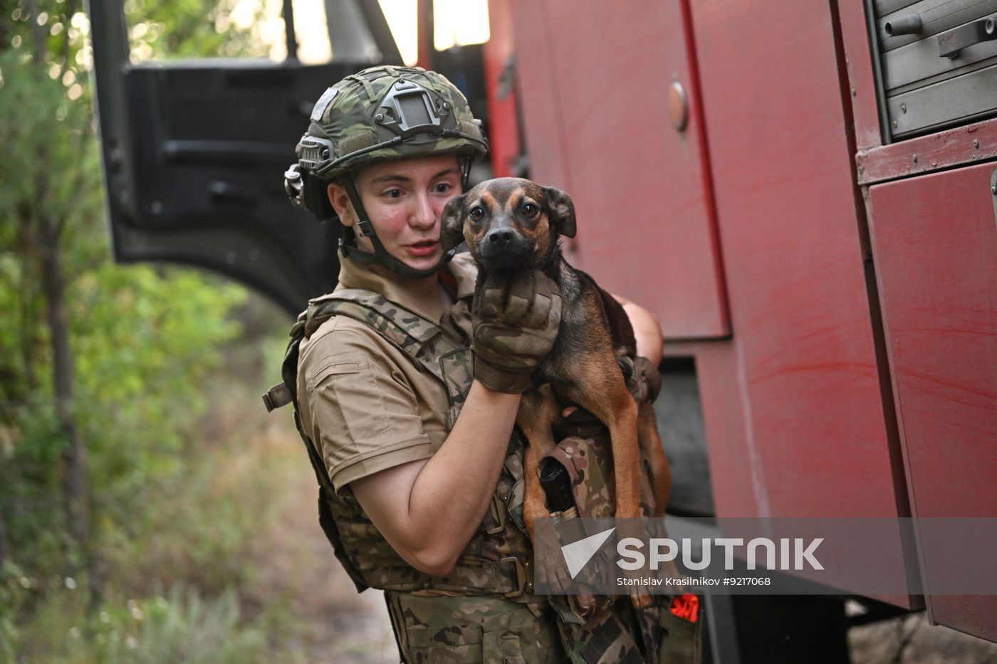Russia Ukraine Military Operation Female Fighter