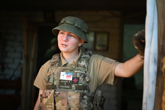 Russia Ukraine Military Operation Female Fighter