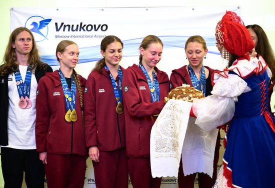 Russia European Aquatics Championships Team Arrival