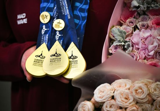Russia European Aquatics Championships Team Arrival