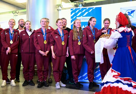 Russia European Aquatics Championships Team Arrival