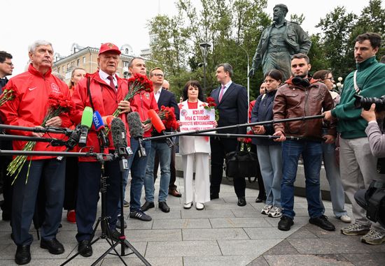 Russia Cuban Leader Castro Anniversary