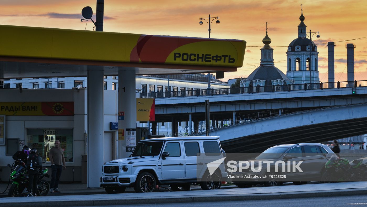 Russia Gasoline Shortages