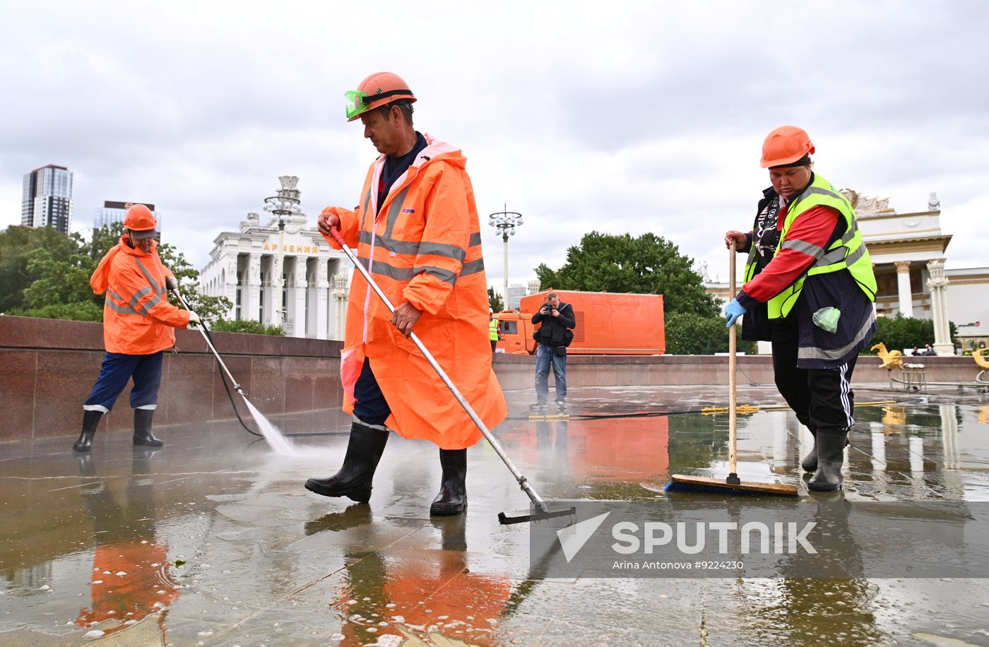 Russia Fountain Season