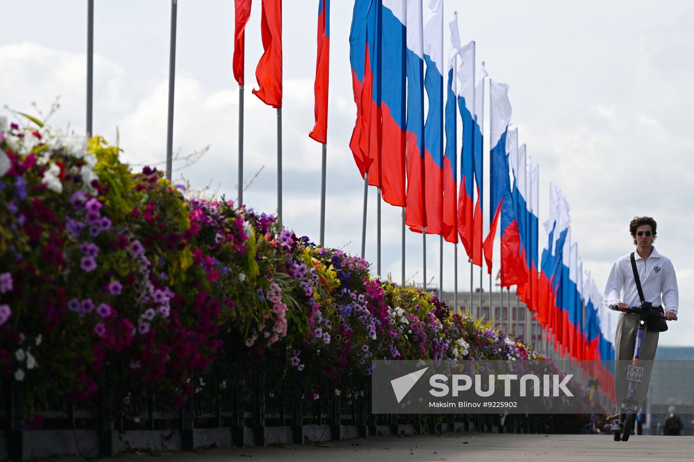 Russia National Flag Day Preparations