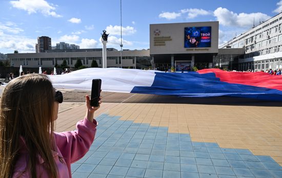 Russia National Flag Day