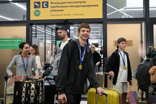 Russia Figure Skating Junior Grand Prix Team Arrival