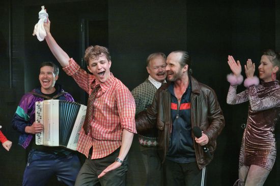 Russia Theatre Star Hour Local Time