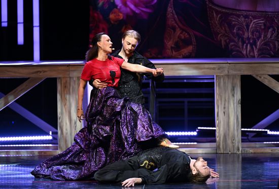 Russia Theatre Valmont Dangerous Liaisons