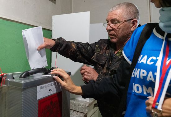 Russia Parliamentary Election Early Voting