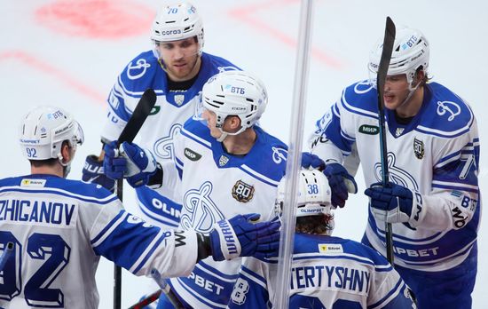 Russia Ice Hockey Kontinental League Avtomobilist - Dynamo