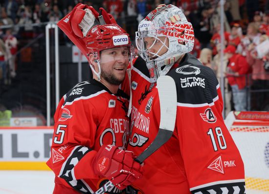 Russia Ice Hockey Kontinental League Avtomobilist - Dynamo