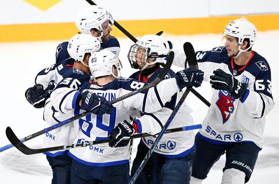 Russia Ice Hockey Kontinental League Dinamo - Torpedo