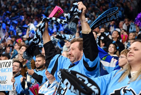 Russia Ice Hockey Kontinental League Dinamo - Torpedo