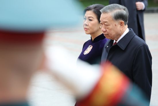 Russia Vietnam Wreath Laying