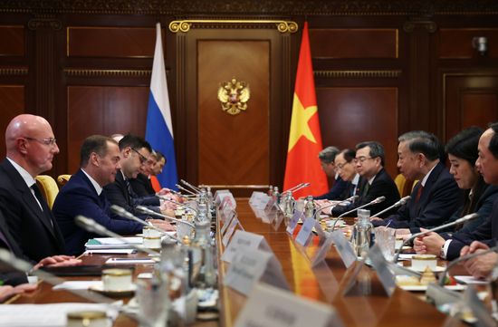 Russia Vietnam Medvedev