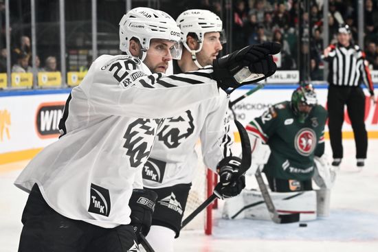 Russia Ice Hockey Kontinental League Ak Bars - Traktor