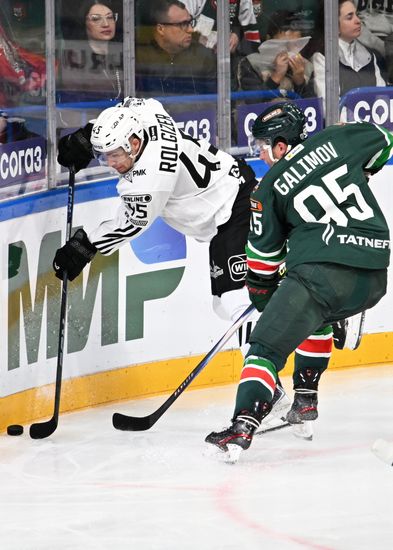 Russia Ice Hockey Kontinental League Ak Bars - Traktor