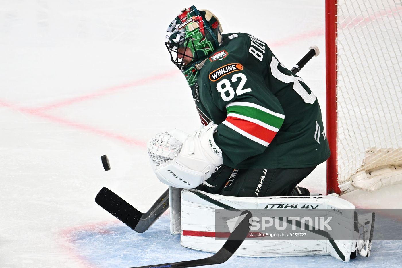 Russia Ice Hockey Kontinental League Ak Bars - Traktor