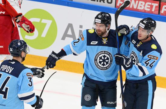 Russia Ice Hockey Kontinental League Sibir - Avtomobilist