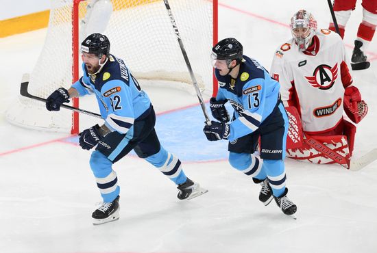 Russia Ice Hockey Kontinental League Sibir - Avtomobilist
