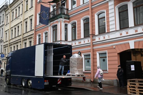 Russia Germany Consulate Closure
