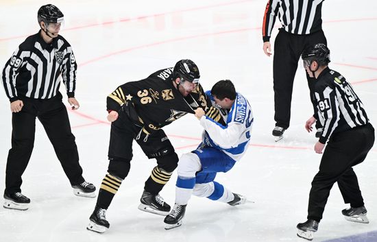 Russia Ice Hockey Kontinental League Admiral - Dynamo