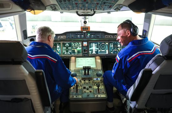 Russia Putin MS-21 Aircraft Agreement