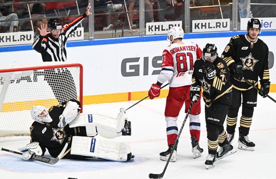 Russia Ice Hockey Kontinental League Admiral - Lokomotiv